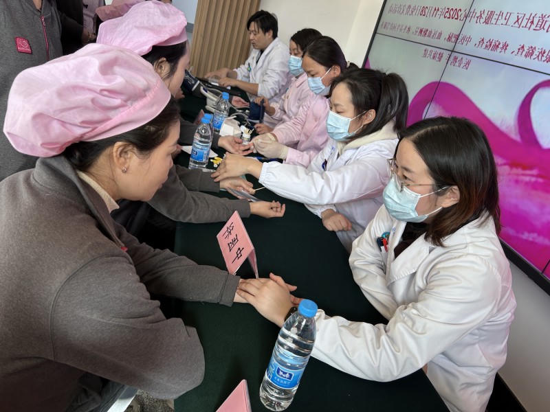医企联盟送健康 义诊服务进厂区