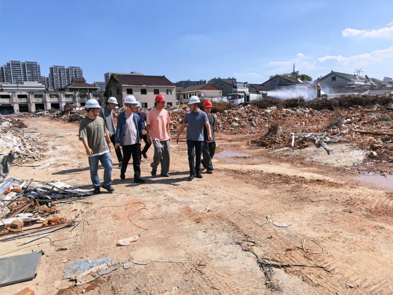十大靠谱外围APP平台住建局城更中心开展拆房工地高温安全巡查